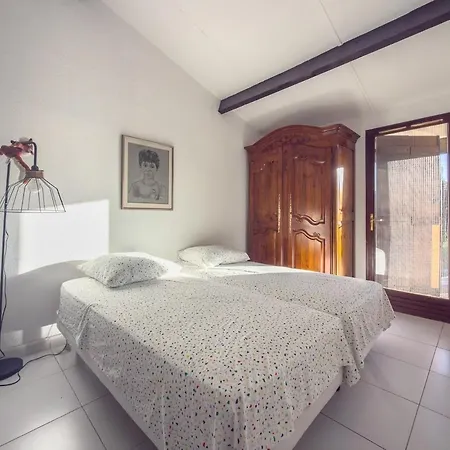 Joli Cocon , Terrasse, Vue Mer, Piscine Apartmán